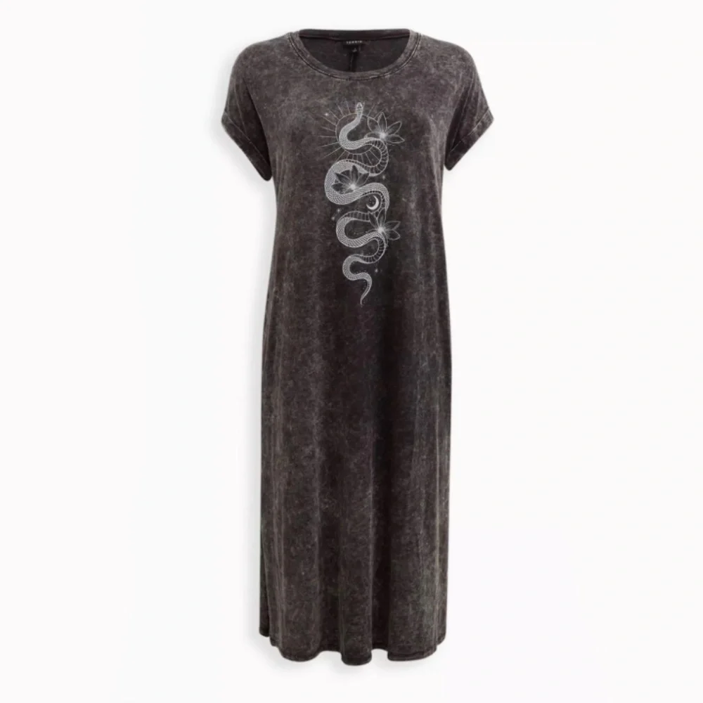 Torrid - Jersey Black Mineral Wash Snake Flower Short Sleeve Tee Shirt Dress 1X - Picture 1 of 11